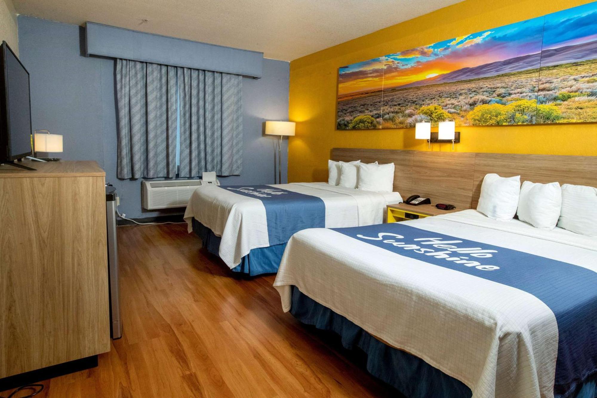 Days Inn & Suites By Wyndham Houston North/Aldine Dış mekan fotoğraf
