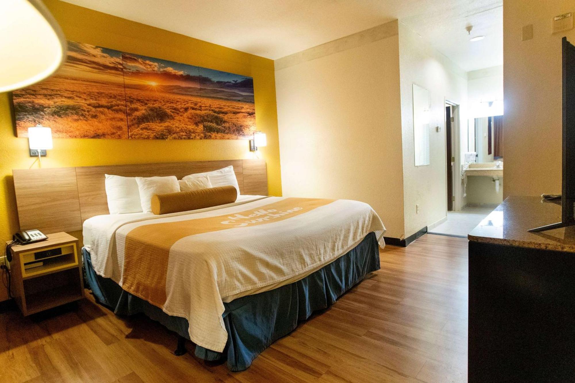 Days Inn & Suites By Wyndham Houston North/Aldine Dış mekan fotoğraf